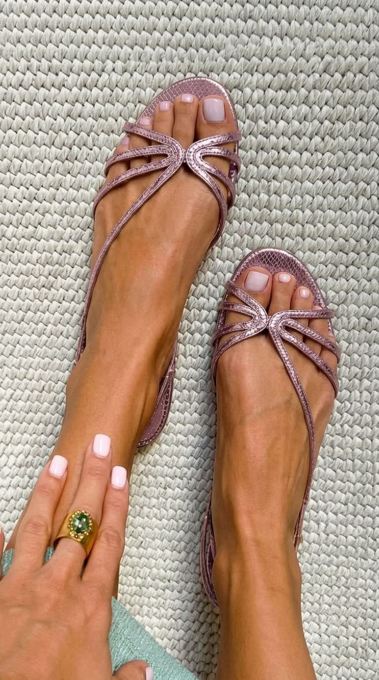 Eleanor | Elegant Gold Vintage Sandals